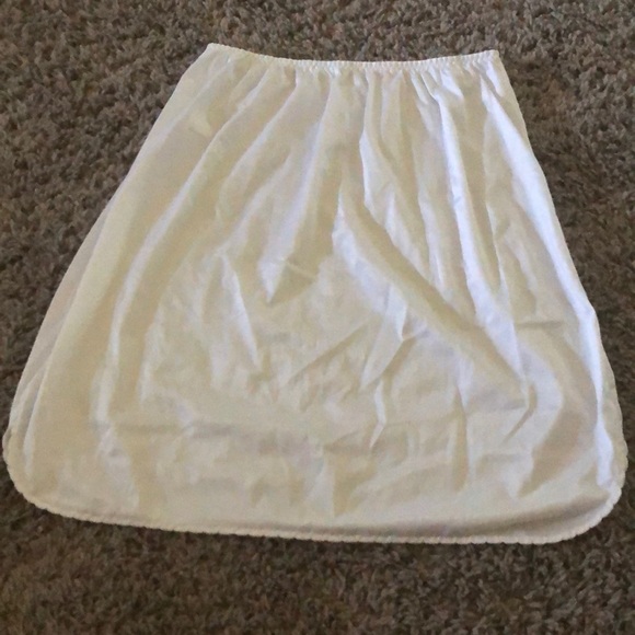 White Slip - Picture 1 of 2